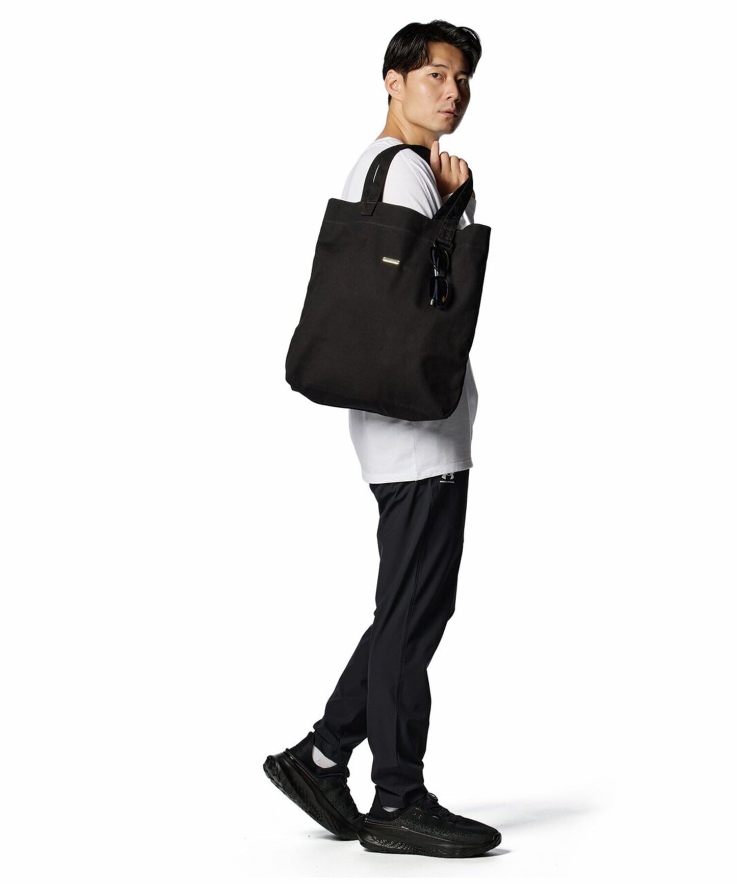[Under Armour] UA Canvas Tote Bag Black / / ONESIZE