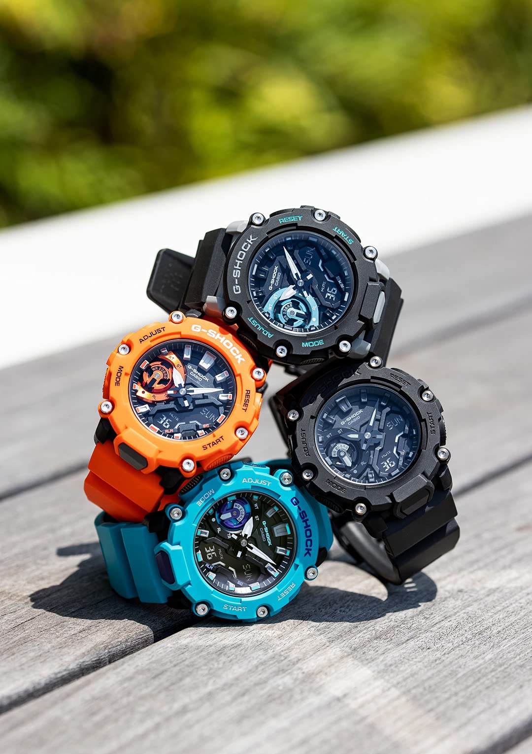 [カシオ] 腕時計 ジーショック 【国内正規品】 カーボンコアガード 構造 GA-2200M-1AJF メンズ ブラック