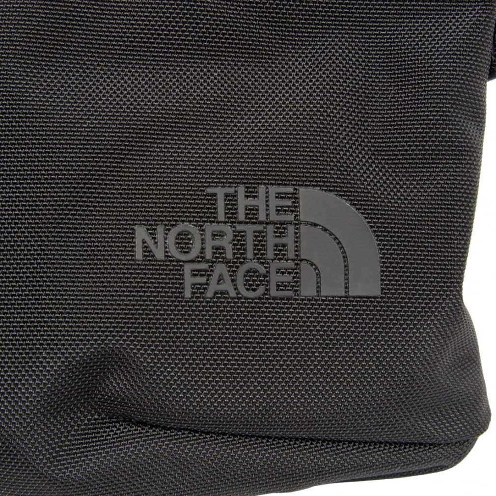 THE NORTH FACE Pyrenees Shoulder S NM82509 Preto